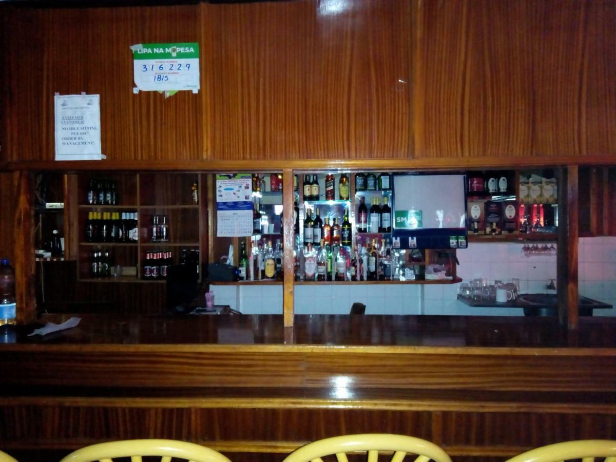 Nanyuki Ibis Hotel Ngoại thất bức ảnh