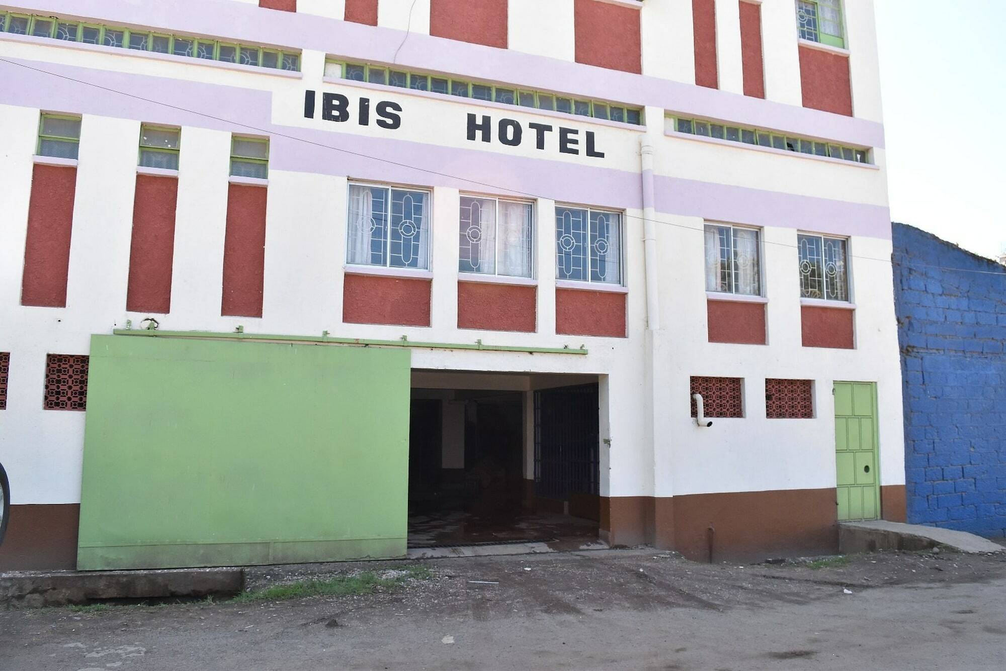 Nanyuki Ibis Hotel Ngoại thất bức ảnh